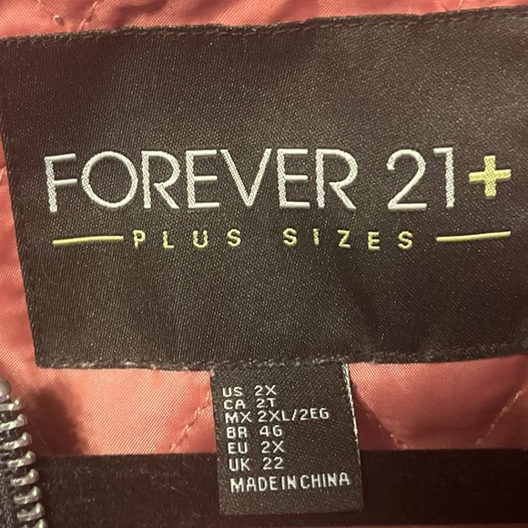 Plus Size Ribbed-Trim Bomber Jacket - Picture 5 of 5